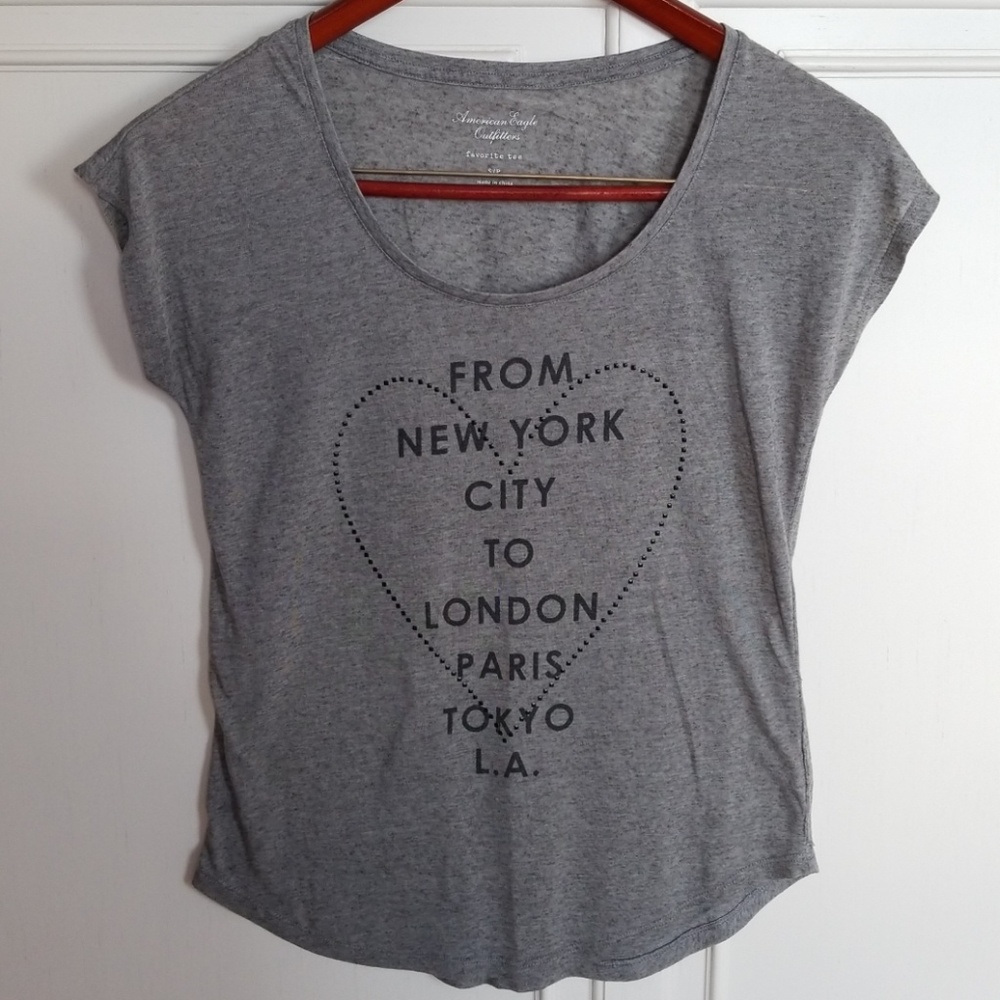 American Eagle tee